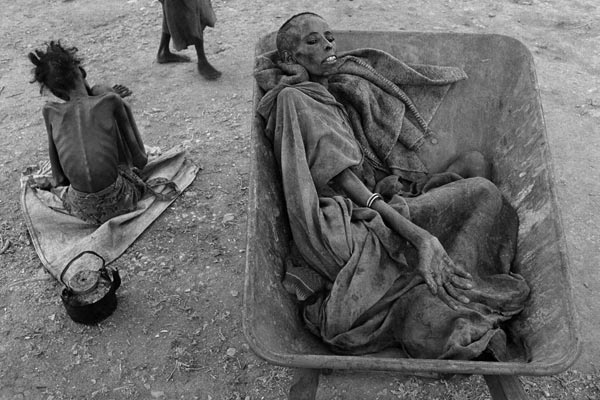 jjames nachtwey famine in somalia 1992